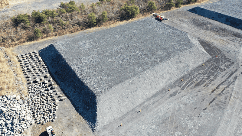 工事で発生した富士山の溶岩や土砂検収土