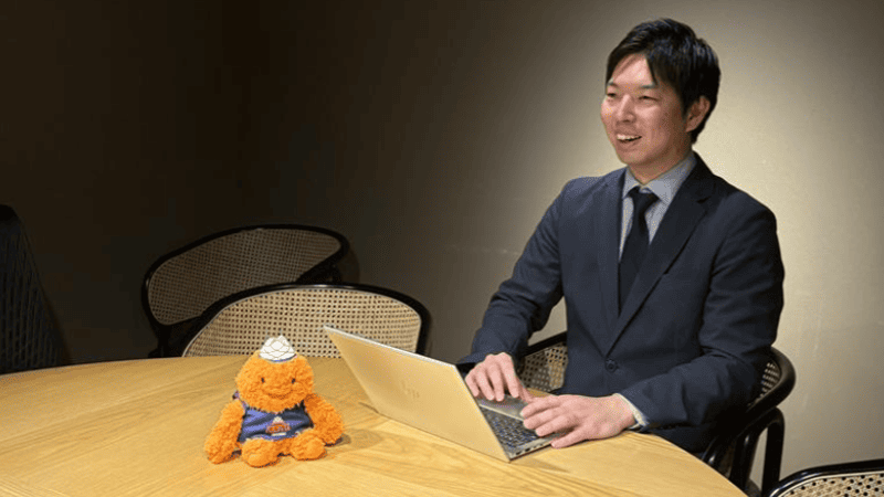 インタビューの様子